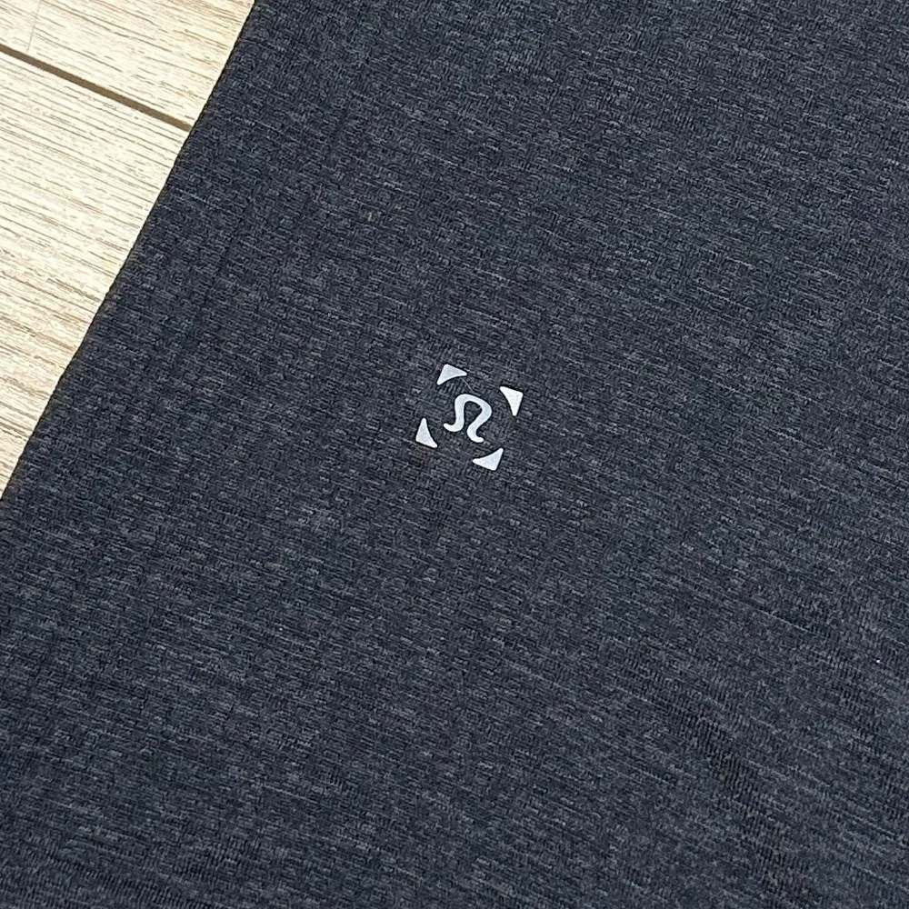 LIKE NEW Lululemon Men’s Metal Vent Hoodie 2.0_5